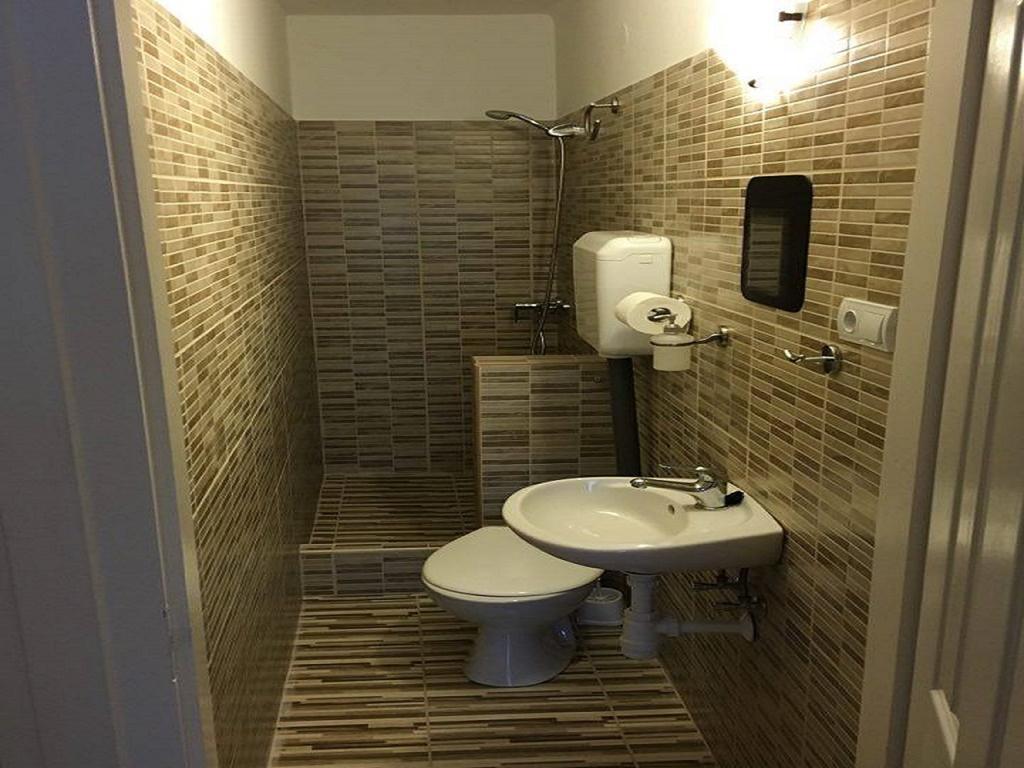 Fitt Maganszallashely Sásd Extérieur photo