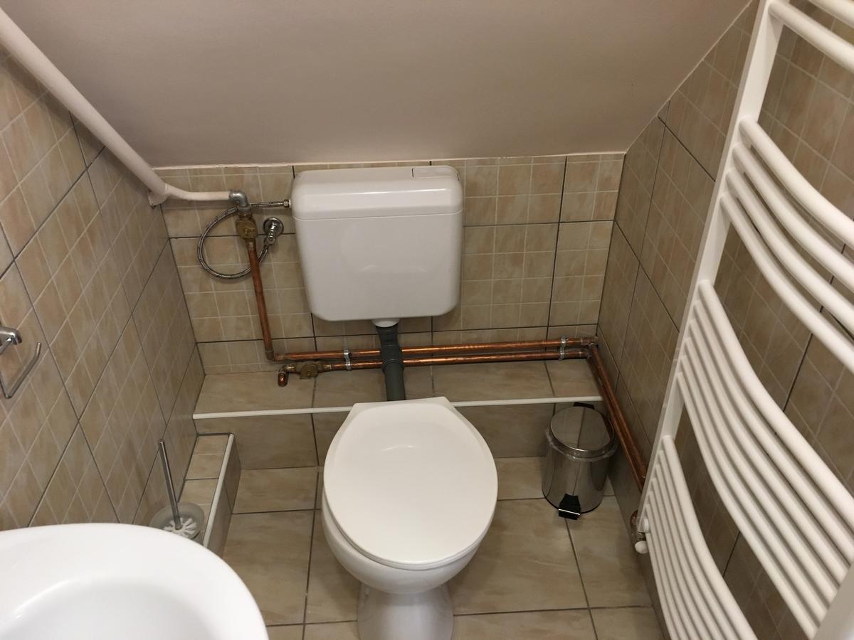Fitt Maganszallashely Sásd Extérieur photo